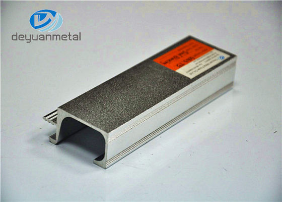Cina Paduan 6063-T5 Perak Pasir Peledakan Profil Aluminium Ekstrusi Untuk Dekorasi Kabinet pemasok