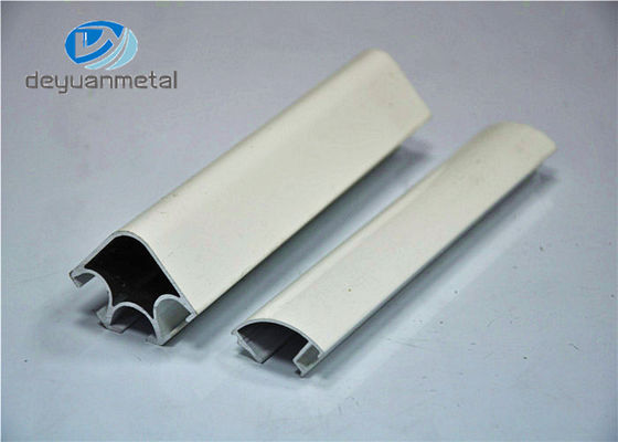 Cina 6063-T5 Putih Powder Coating Aluminium Pintu Profil Kekuatan Yield Tinggi pemasok
