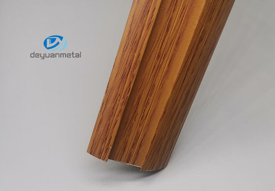 6063 Aluminium Stair Nosing Edge Trim Serat Kayu Tinggi 35m