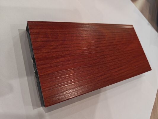6063 Profil Aluminium Ekstrusi dengan Gandum Kayu dengan tekstur