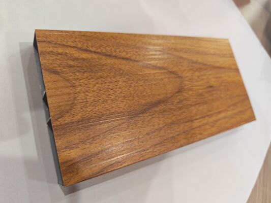 Profil Ekstrusi Aluminium 6063 dengan Butir Kayu OAK dengan tekstur yang dibuat khusus